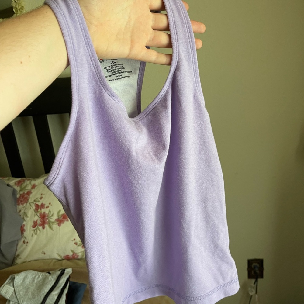 St. John’s Bay Lavender Workout Top